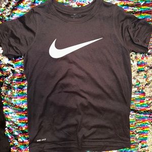 Black Nike Tee NEVER BEEN WORN
